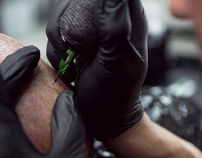 贵阳纹发的色点是怎样实现与头发自然融合的？